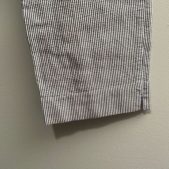 Talbots Perfect Skimmer Seersucker Crop Pants - Picture 5 of 8